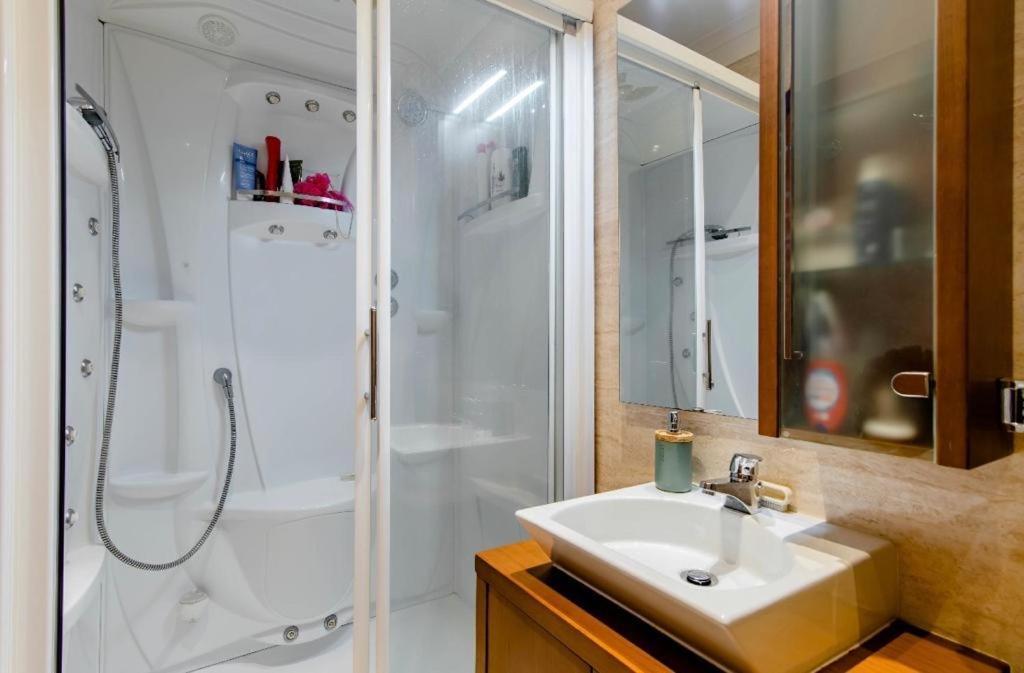 Quarto Duplo Parque Tejo, Com Wc Bobadela Esterno foto